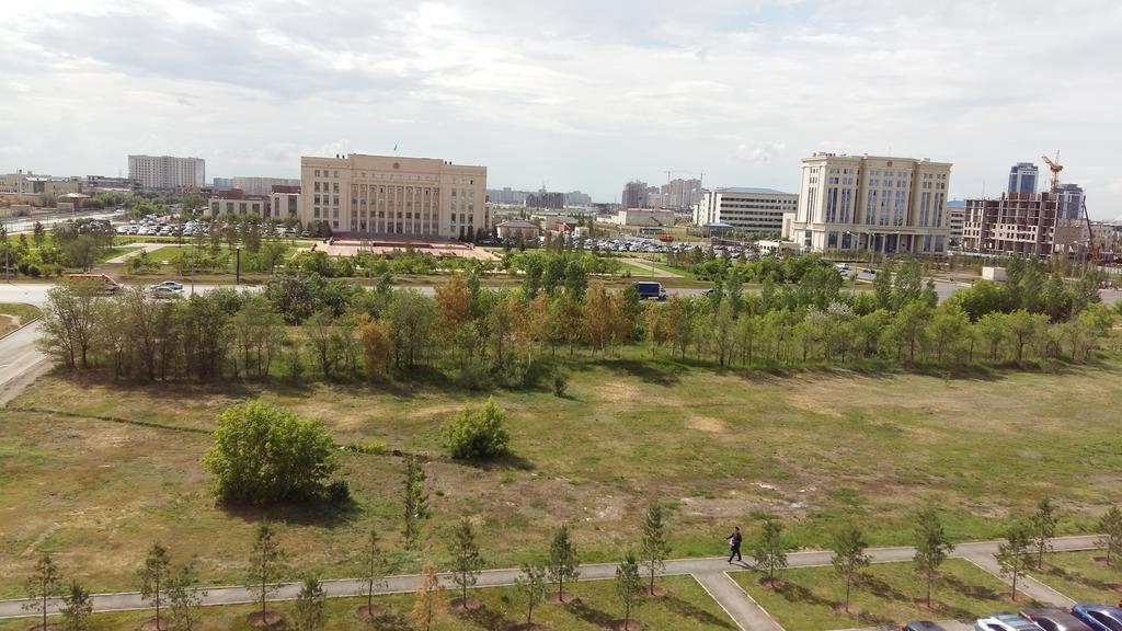 Apartment In Heart Of Astana 외부 사진