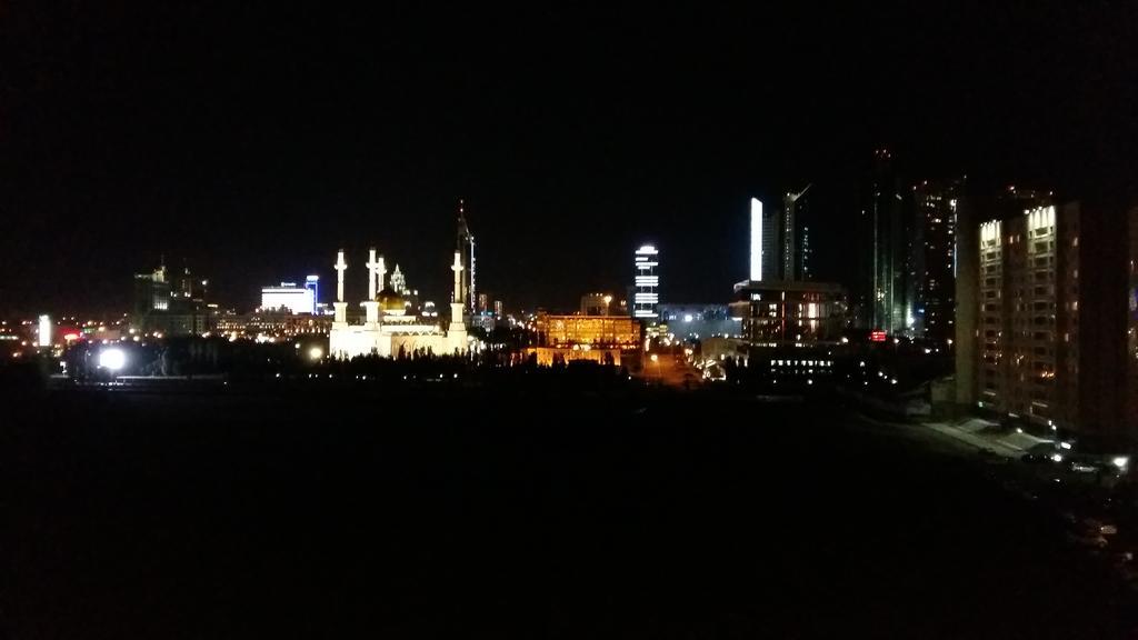 Apartment In Heart Of Astana 외부 사진